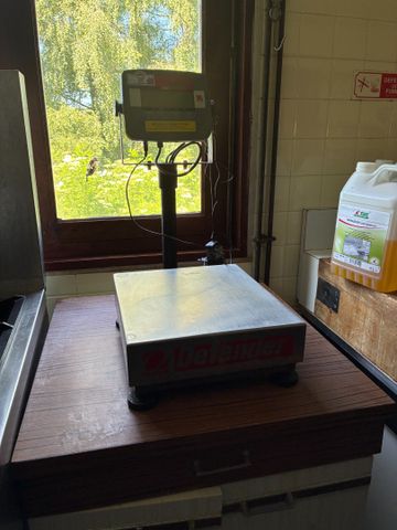 Balance de laboratoire Defender 3000