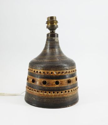 an image of a lamp that is on a table