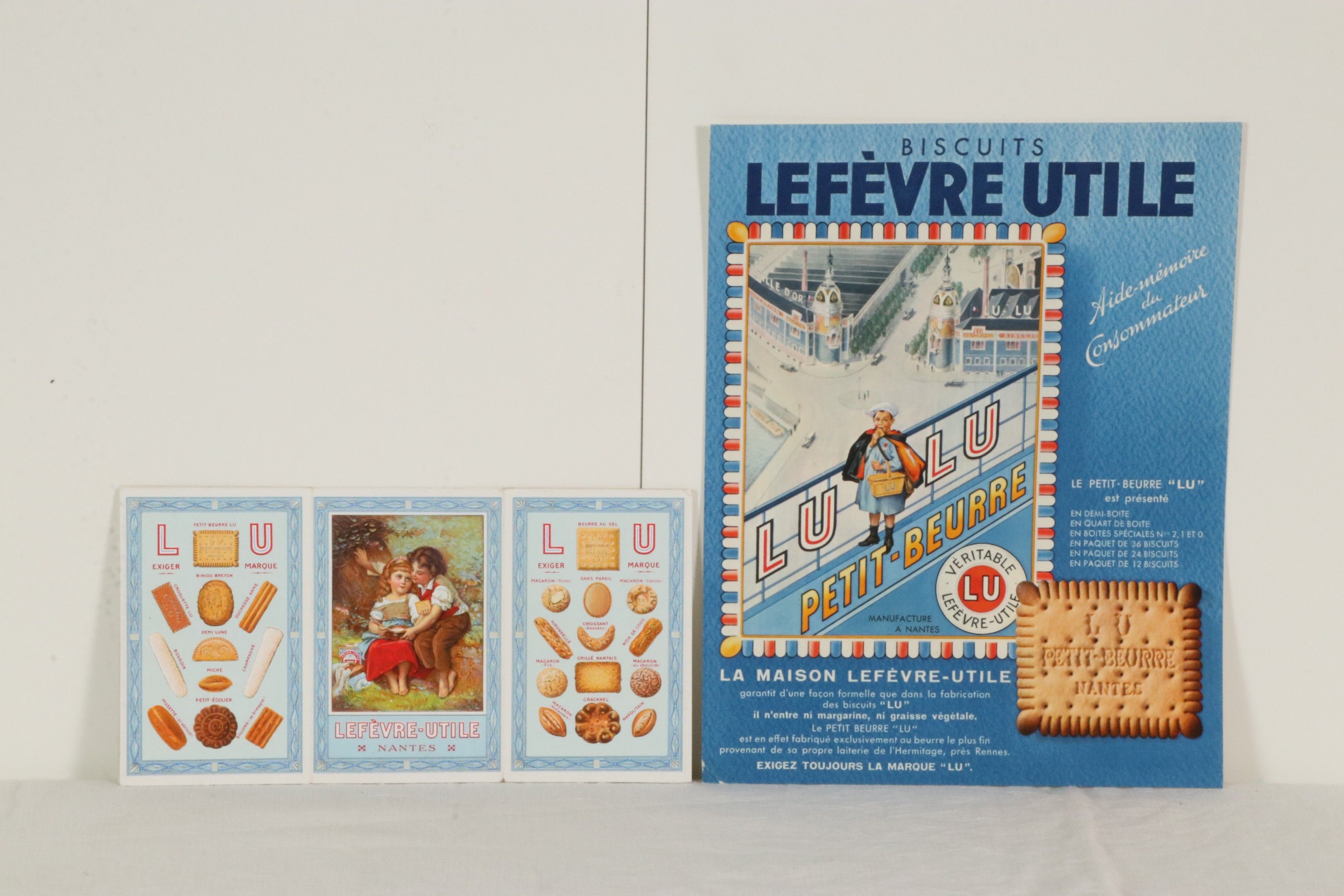 LU / Lefèvre-Utile : Réunion de 2 document illustrés du Petit Écolier : Un petit dépliant triptyque et dépliant de la...