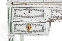 SECRETAIRE à cylindre à décor relaqué crème à rechampis vert… (photo 4)