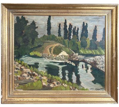 l'image d'une peinture représentant une rivière avec des arbres en arrière-plan