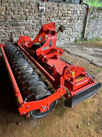 Herse rotative KUBOTA PH2351