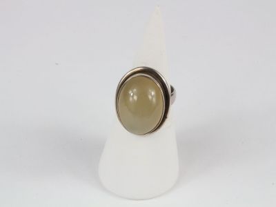 sterling silver ring with yellow agate stone
