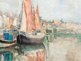 un tableau représentant deux bateaux sur l'eau, avec une ville en arrière-plan