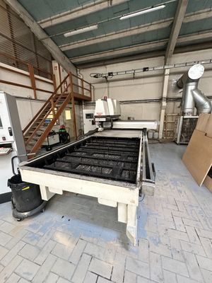a large machine that is sitting inside of a building