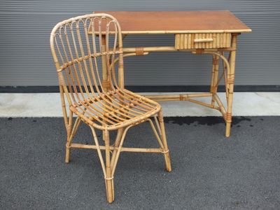 Ensemble bureau et chaise en rotin - Photo 1