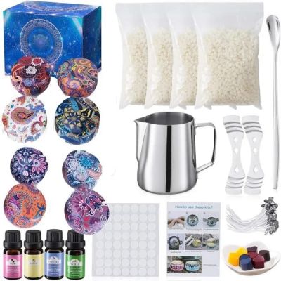 tout un assortiment d'articles comprenant notamment un pichet, une cuillère, du sucre et d'autres objets