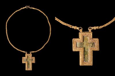 Superbe Pendentif Croix Byzantine EN OR ET Verre Avec Chaine…