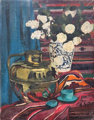 une peinture représentant des fleurs dans un vase et une théière posées sur une table