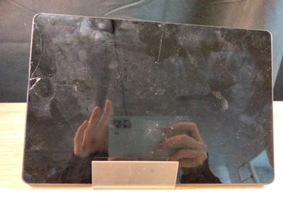 une personne se prenant en photo dans un miroir