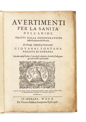 un vieux livre avec une image en noir et blanc représentant un éléphant