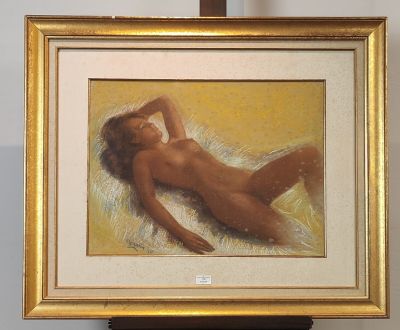 un tableau représentant une femme nue allongée sur un lit