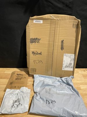 Lot de 4 colis Mystère (Retour Amazon,NPAI ,Adresse incomplè…