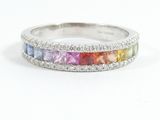 une image représentant une bague multicolore sertie de diamants