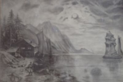une image d'un tableau représentant un bateau dans l'eau
