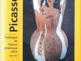 livre jaune et noir avec l'image d'une femme sur un vase