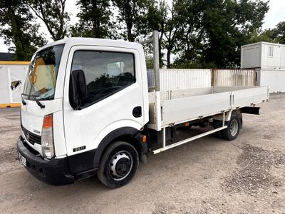 Nissan - Cabstar 35-11 Plateau -…