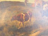un tableau représentant une vache dans un champ, avec d'autres vaches en arrière-plan