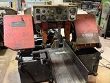 une image d'une machine dans une usine