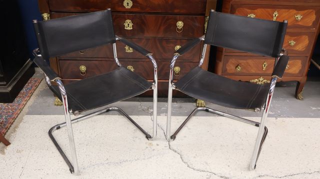 Paire de fauteuils en métal chromée assise et dossier cuir (état ...
