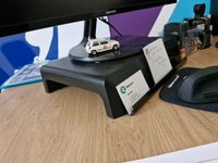 Ordinateur fixe comprenant : écran SAMSUNG avec support FELL… (photo 2)