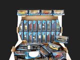 une boîte avec un tas de jouets à l'intérieur