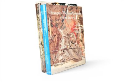un livre posé sur une surface blanche