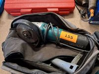 Meuleuse MAKITA filaire 9565CR dans une sacoche (fonctionne)