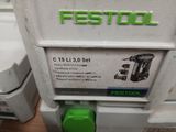 un panneau indiquant festool sur le côté d'une machine