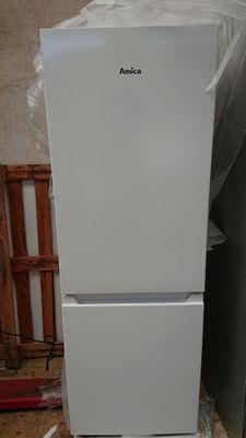 Réfrigérateur combiné avec congélateur bas AMICA AF8171, Vol…