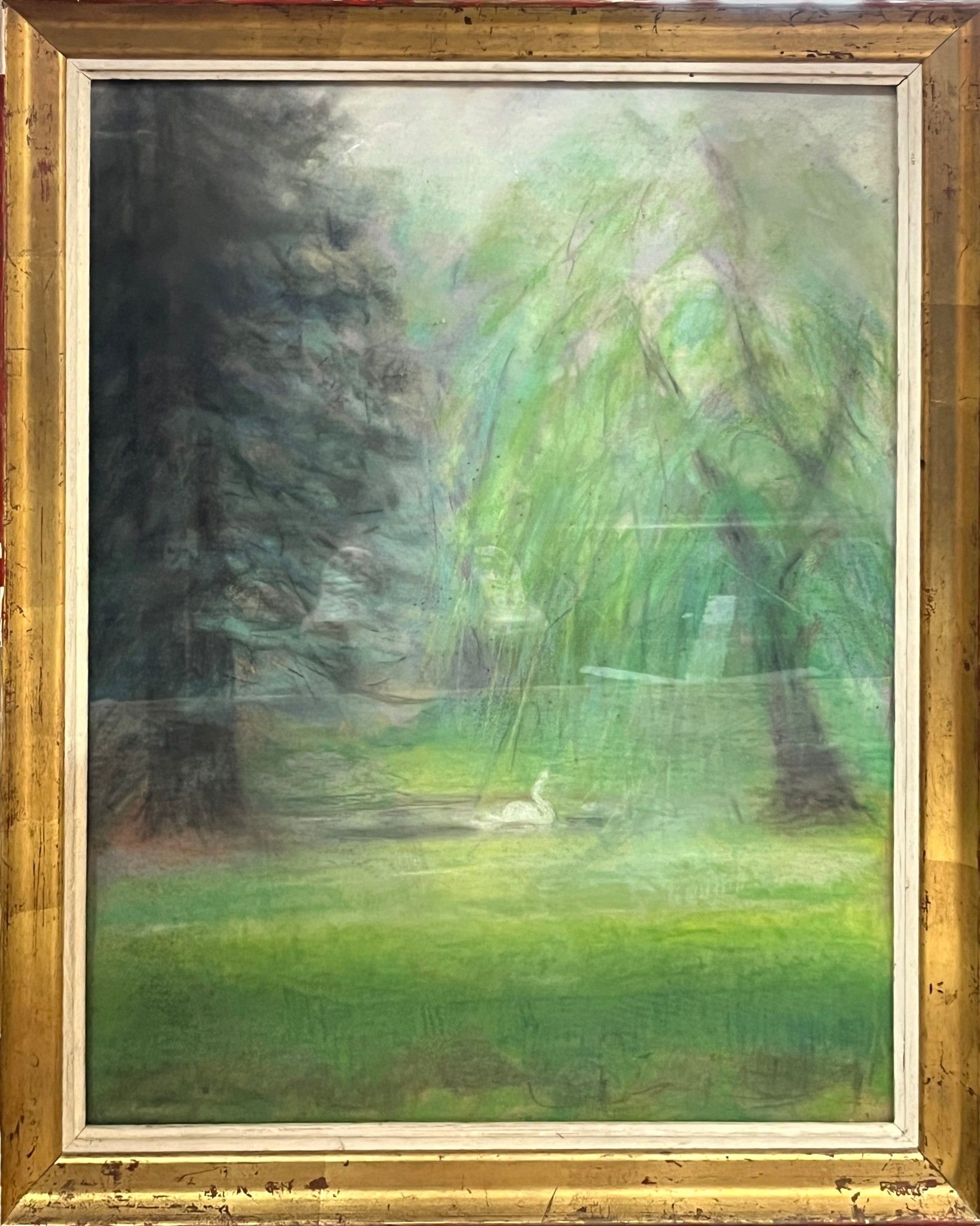 Ecole française du XXe siècle. Le cygne. Pastel. Non signé. 64 x 48 cm (à vue). sous verre. Cadre doré. Accidents. (1...