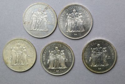 FRANCE : Lot de 5 Pièces de 50 Francs type Hercule ; 1974 ; 1975x2 ; 1 - Photo 1