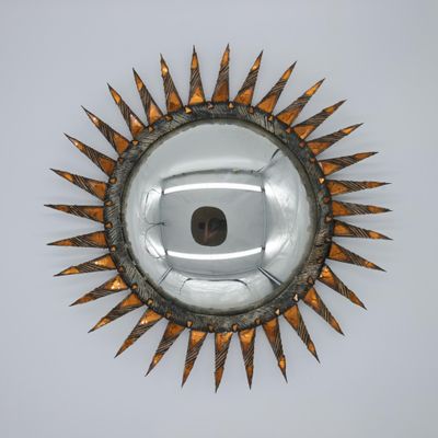 Miroir sorcière en résine brune et incrustations orangées, v…