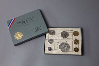 MONNAIE DE PARIS Fleurs de coins, 1971 - Photo 1