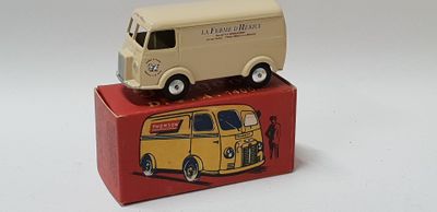 QUIRALU (édition de 2011) Peugeot D4A non-vitré BEIGE portan…