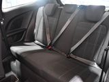 a seat belt in the back of a car