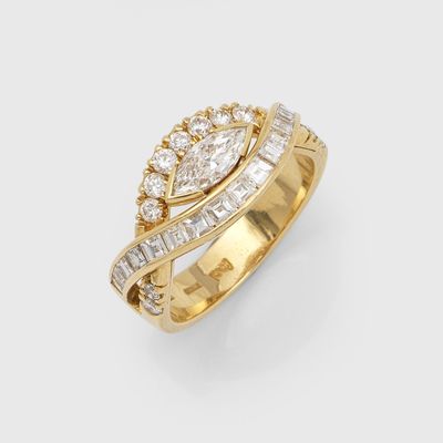 une bague en or 18k et diamants
