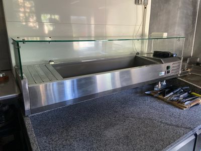 Saladette AFI Achat neuf 2018 Vente à l'Hôtel des ventes - 2…