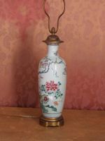CHINE. Vase en porcelaine de forme ovoïde à décor polychrome… (photo 6)