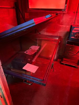 Châssis d’insolation  pour plaques sans marque apparente