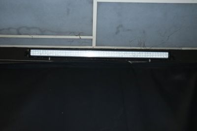 une image d'un téléviseur allumé