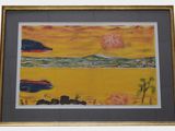 tableau représentant un coucher de soleil sur une plage avec un bateau dans l'eau