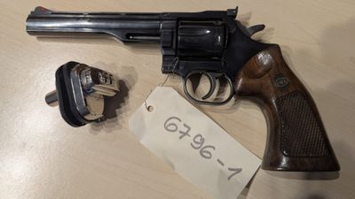 Revolver DAN WESSON ARMS 357 MAGNUM CTG, finition bronzée, b…