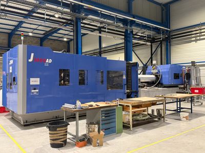 a large machine that is sitting in the middle of a building
