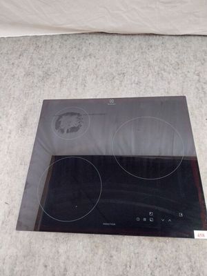 une plaque de cuisson noire équipée de deux feux