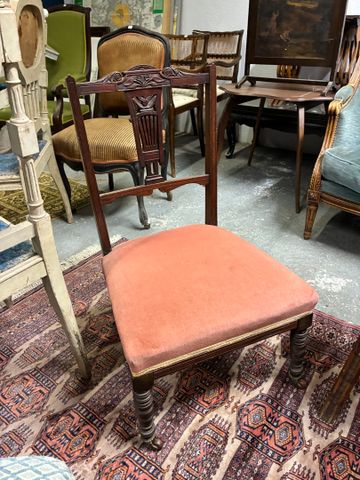Chaise assise tissu rose