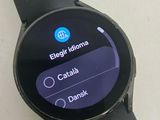 the smart watch is displaying the time displayed on the screen