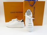 louis vuitton white leather sneakers