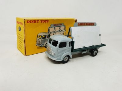 DINKY FRANCE réf 33C Simca Cargo miroitier, gris clair brill…