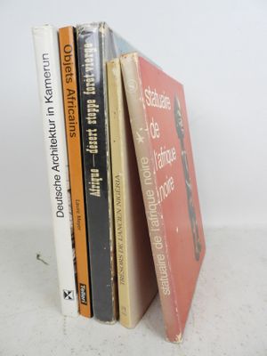 [AFRIQUE]. 5 vols. : - Statuaire de l'Afrique noire, Paris, …